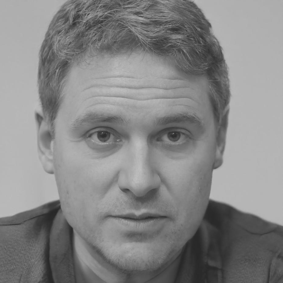 Арман Есенов - главный финансовый консультант